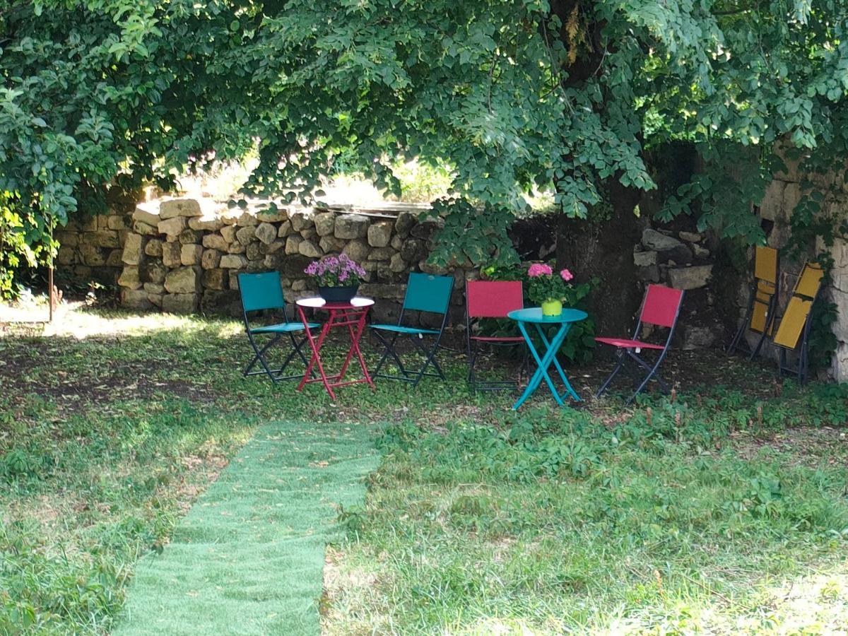 Jardin Des Ursulines Saint-Emilion Apartment Luaran gambar